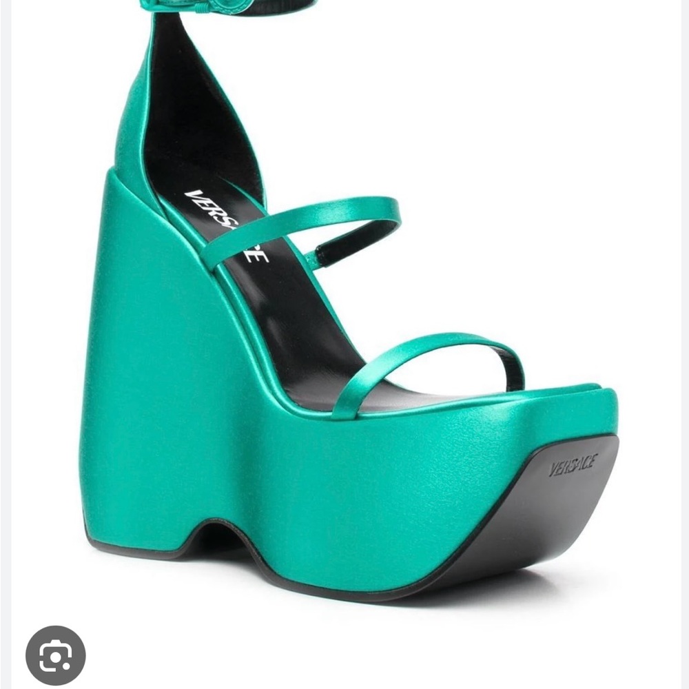 Versace tri-platform Sandals - Picture 2 of 4